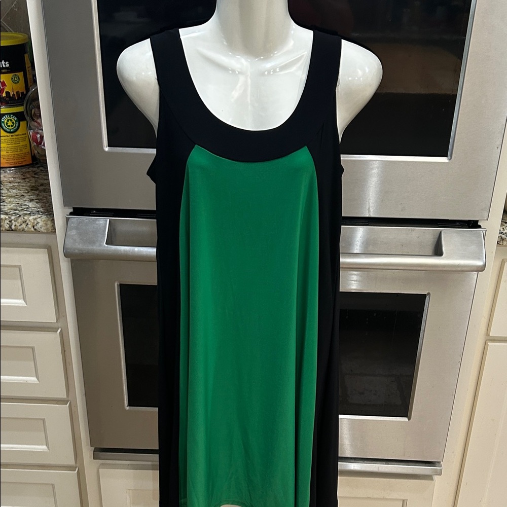 Elegant Black and Green Women's Dress